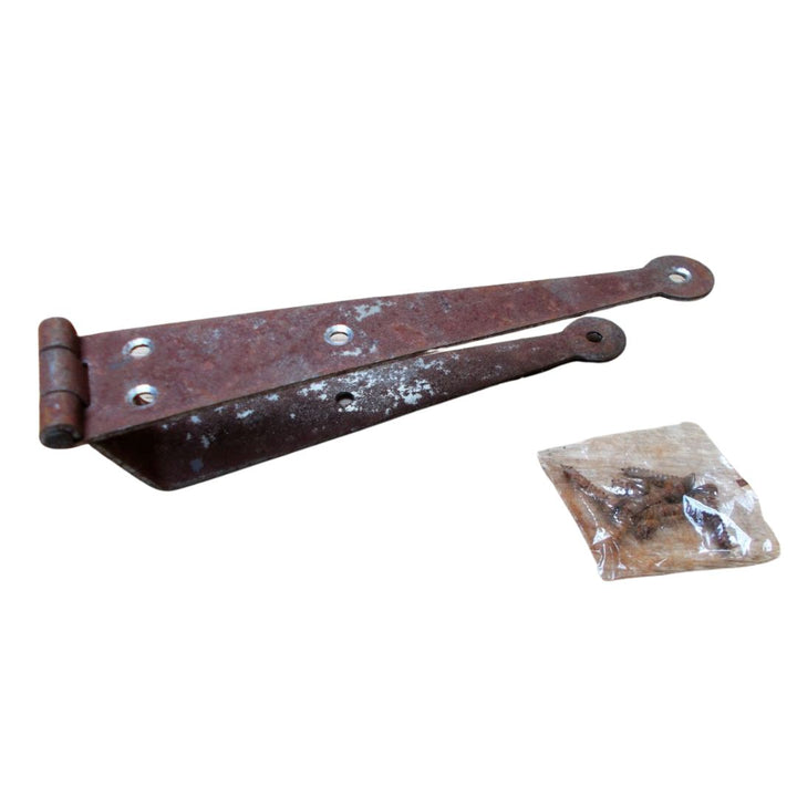 Penny End Cranked Strap Hinge Rust.
