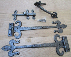 Set of 18inch Fleur de lys with curls hinges + 9inch Thumb latch Antique Iron.