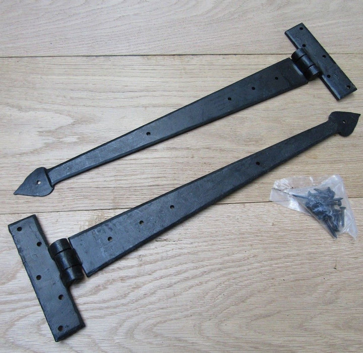 Pair of 18inch Spear Head Hinges Black Wax.