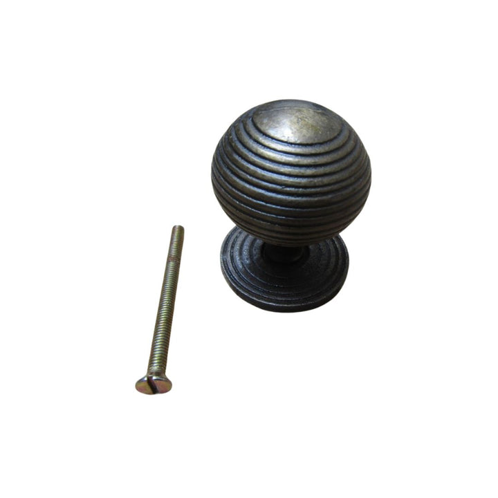 40mm Cast Iron Reeded Cupboard Knob Antique Brass
