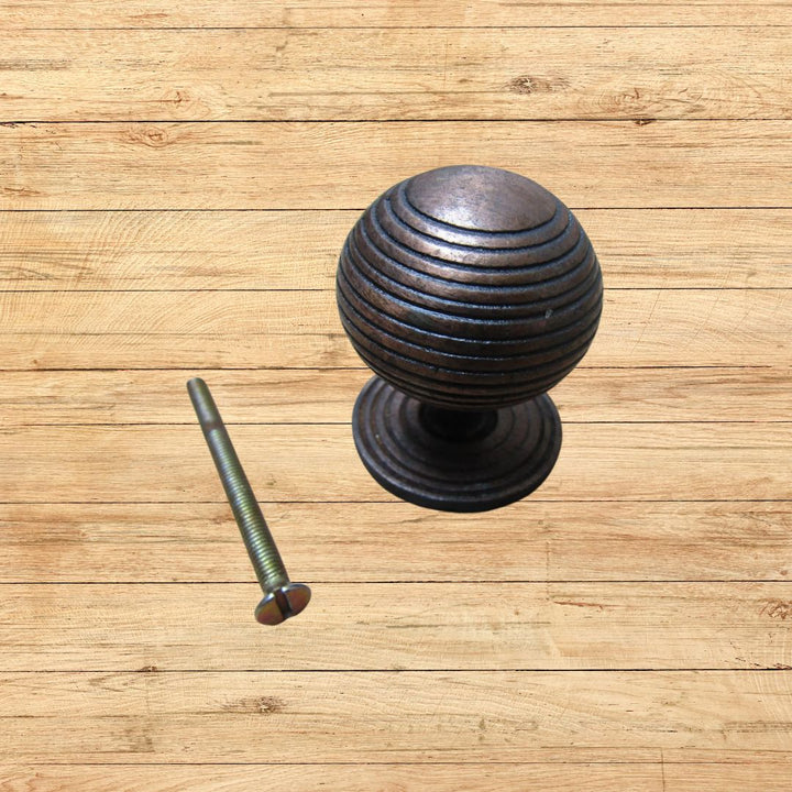 40mm Cast Iron Reeded Cupboard Knob Antique Copper

