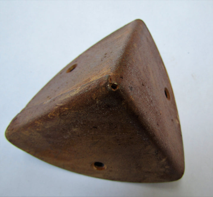 Pack Of 4 Large 70mm Round Chest Corners Rust.