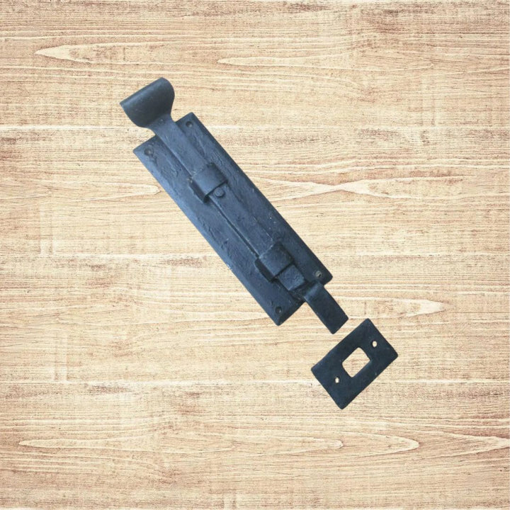 6'' Handforged Fishtail Necked Black Wax