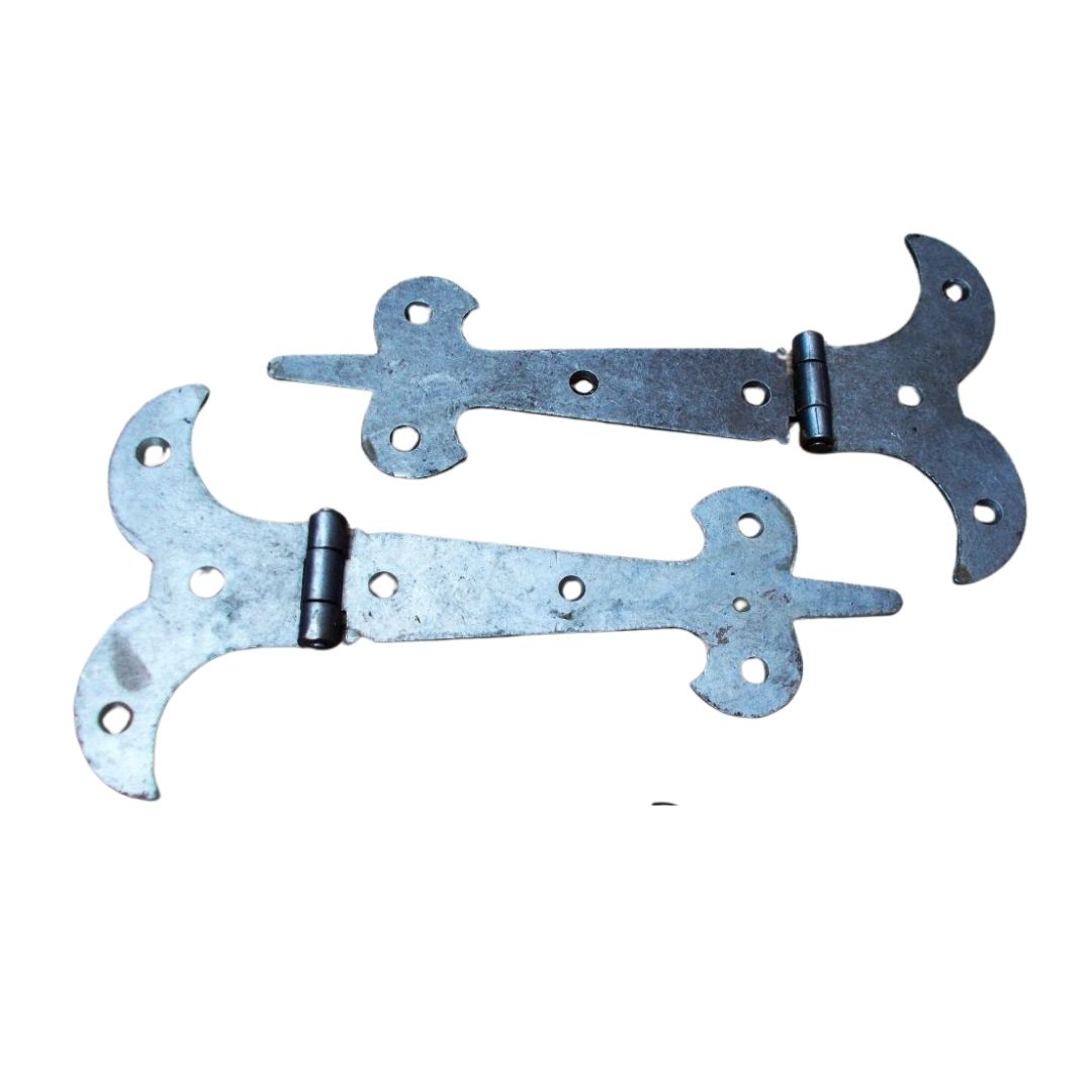 Pair of 6inch Fleur De Lys Steel Hinge Antique Iron.