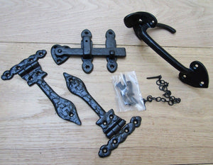 Set of 6inch Leaf Hinges + 7inch Thumb Latch Black Antique.