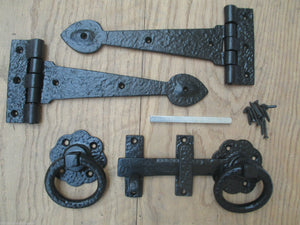 Set of 9inch Spear head hinge Cast Iron + 6inch Black Ring Latch.