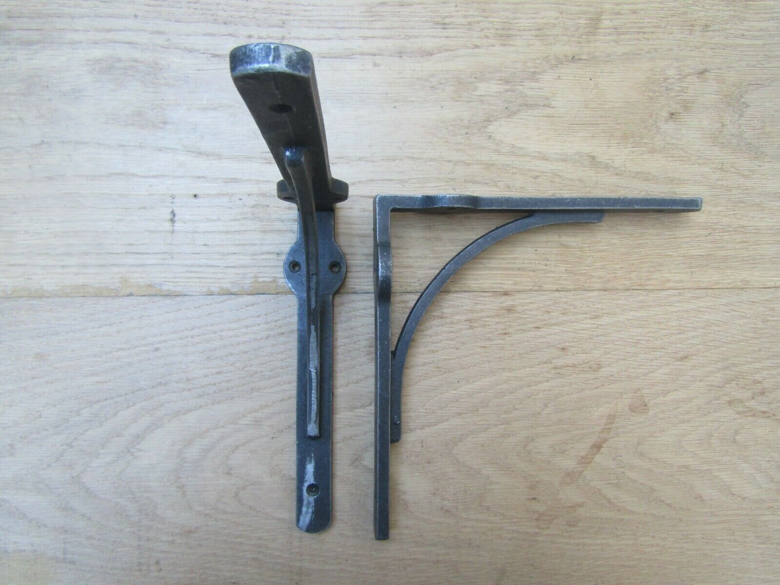 Pair of Industrial Gallows Shelf Bracket Antique Iron 8inch.