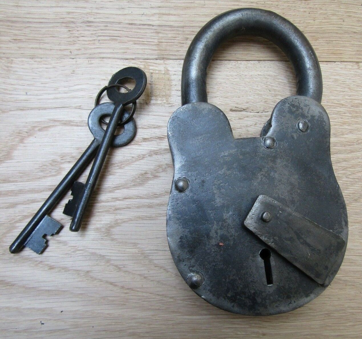 Cast Iron Padlock 8inch Antique Iron.