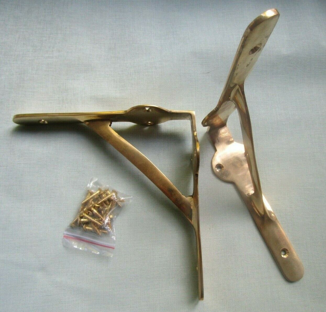 Pair Of 8x8inch Gallows Brackets Polished Brass.