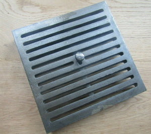 9inch x 9inch Sliding Vent Brick Antique Iron.