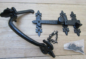 Suffolk Latch 9inch Fleur De Lys Black Antique.
