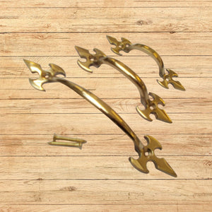 Fleur De Lys Cabinet Pull Handle Polished Brass 4"