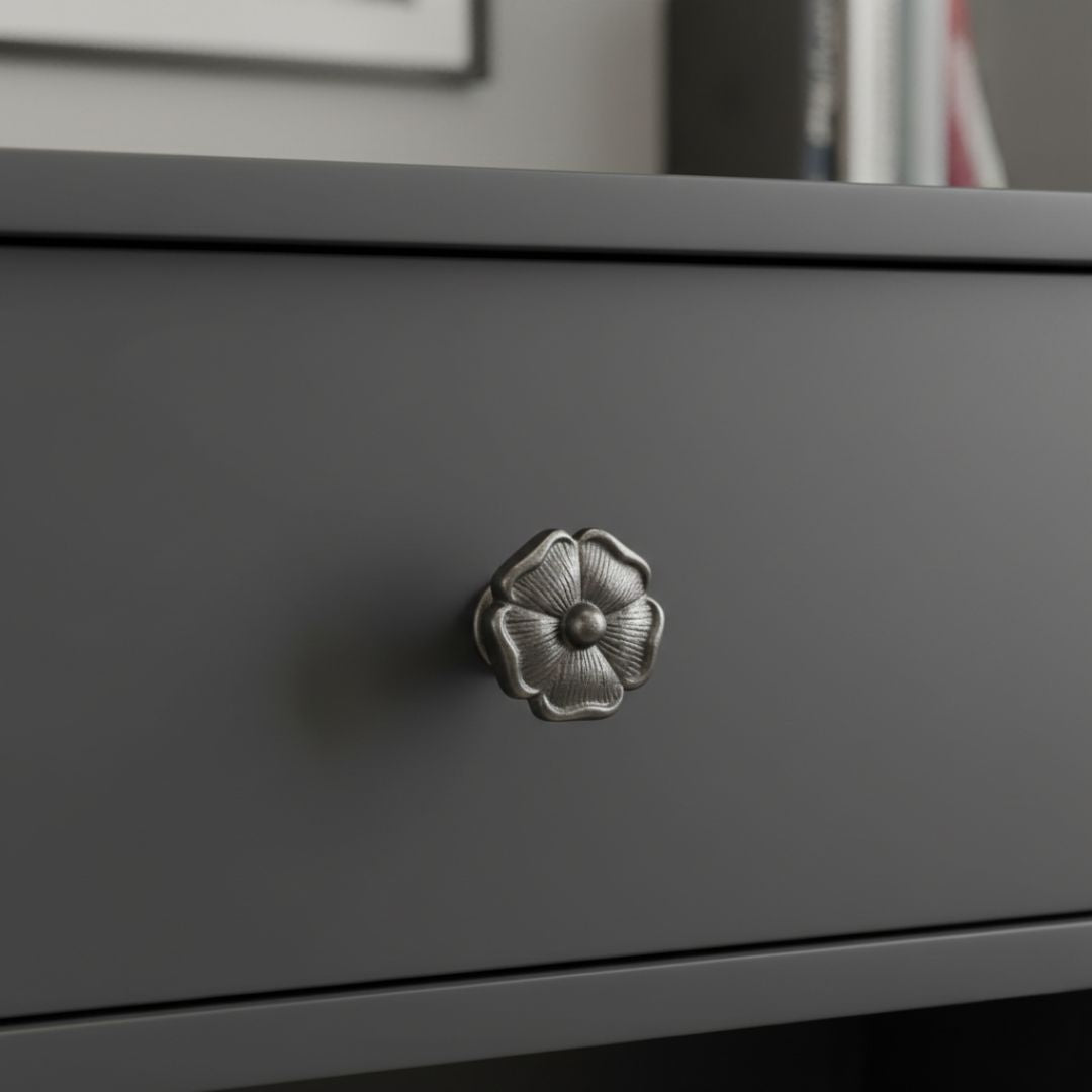 Flower Cupboard Knob 30mm
