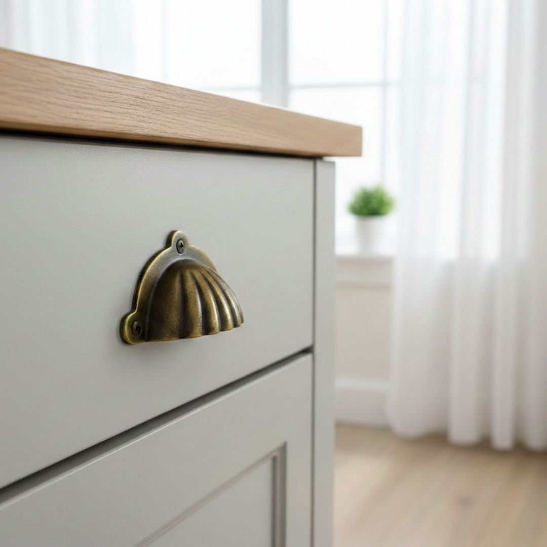 Fluted With Lugs Cup Pull Handle Antique Brass