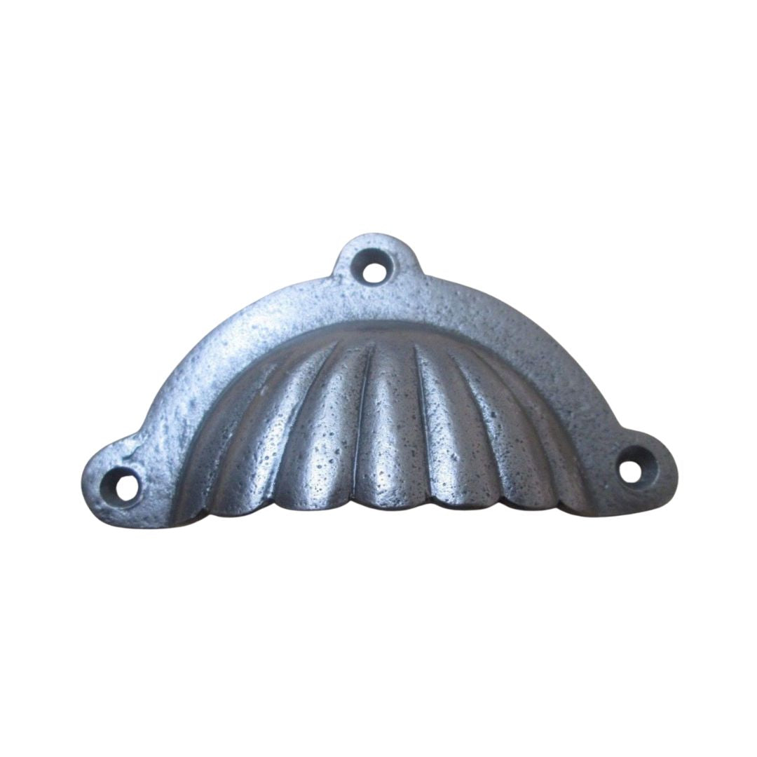 Fluted With Lugs Cup Pull Handle Antique Iron
