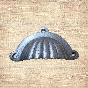 Fluted With Lugs Cup Pull Handle Antique Iron
