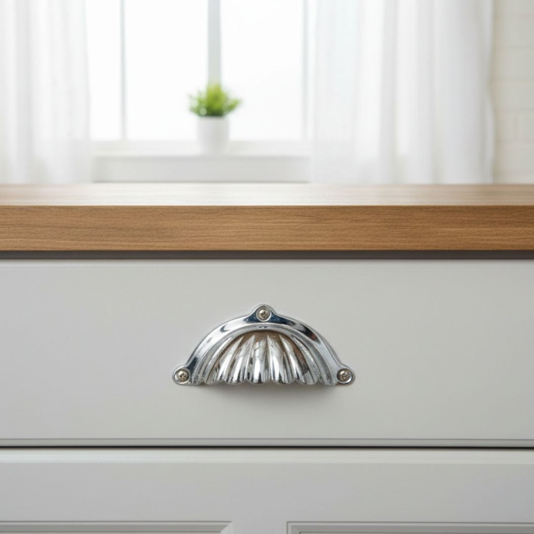 Fluted With Lugs Cup Pull Handle Polished Chrome
