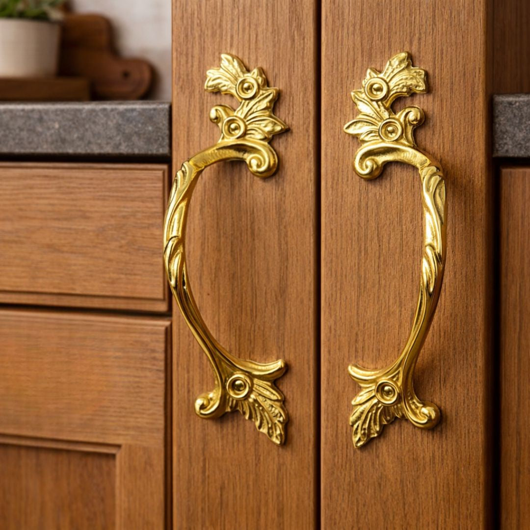 Pair Of Decorative Leaf Cabinet Pull Handles Polished Brass