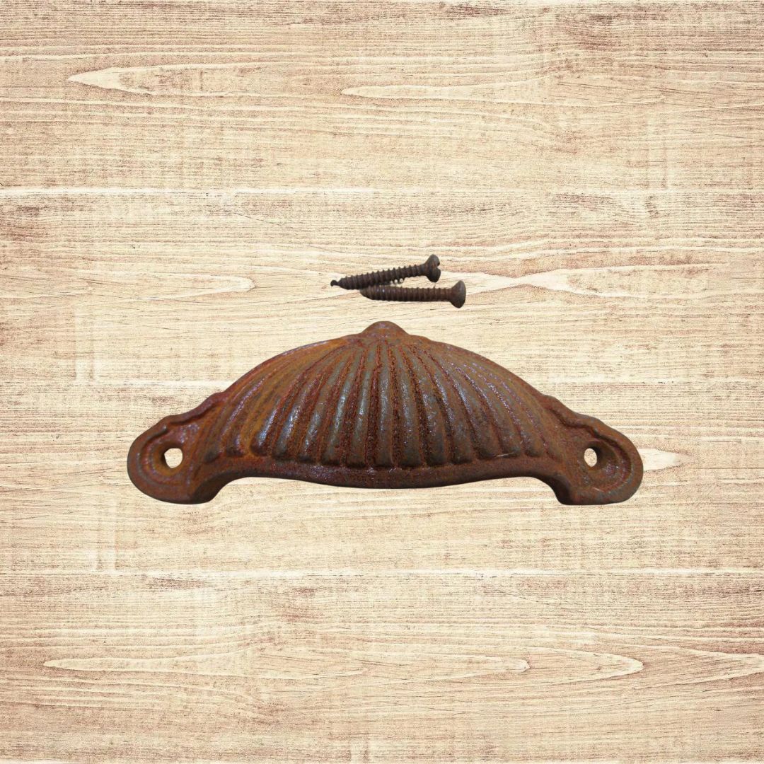 Ridged Cup Pull Handle Rust
