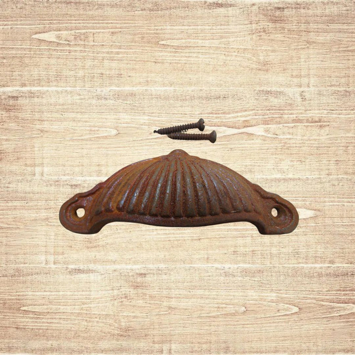 Ridged Cup Pull Handle Rust
