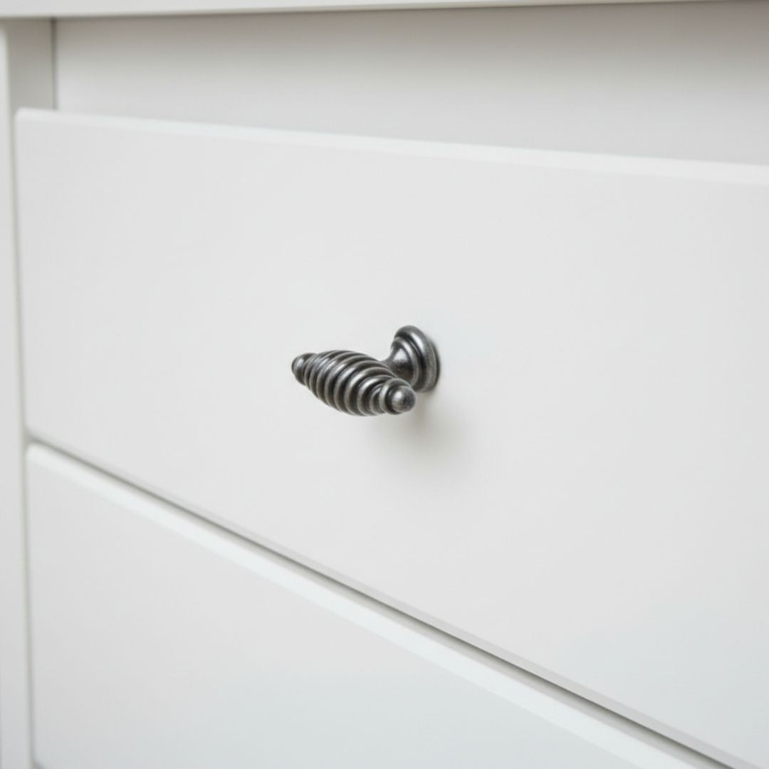 Twisted T Cabinet Knob 33mm
