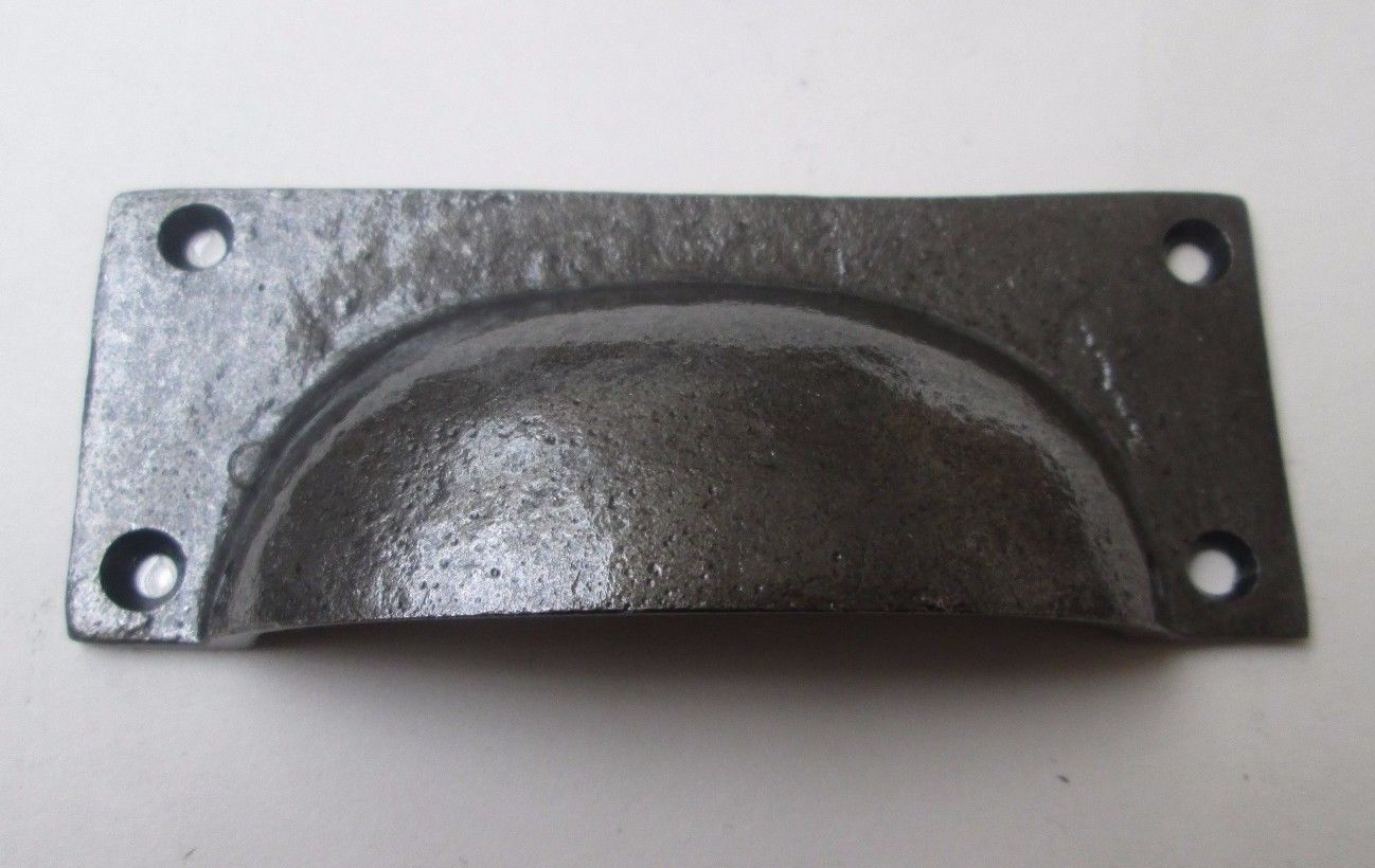 Small Plain Rectangular Cup Handle Antique Iron.