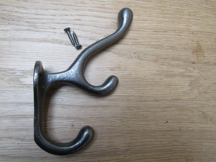 Pack Of 5 Antler Coat Hooks Antique Iron.