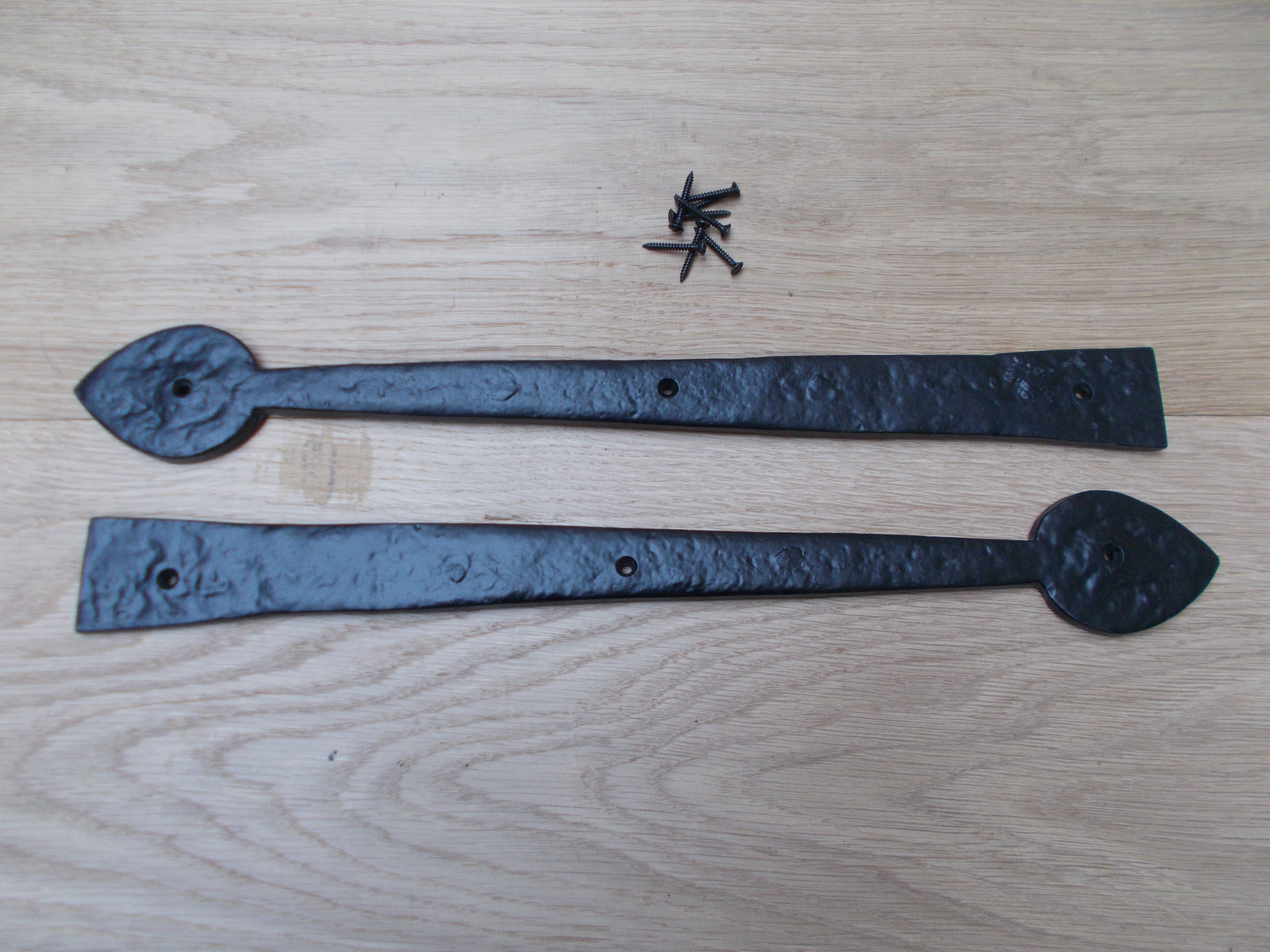 Pair of Hinge fronts Black Antique 16inch Arrow Head.