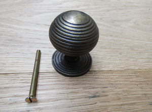 40mm Cast Iron Reeded Cupboard Knob Antique Brass.