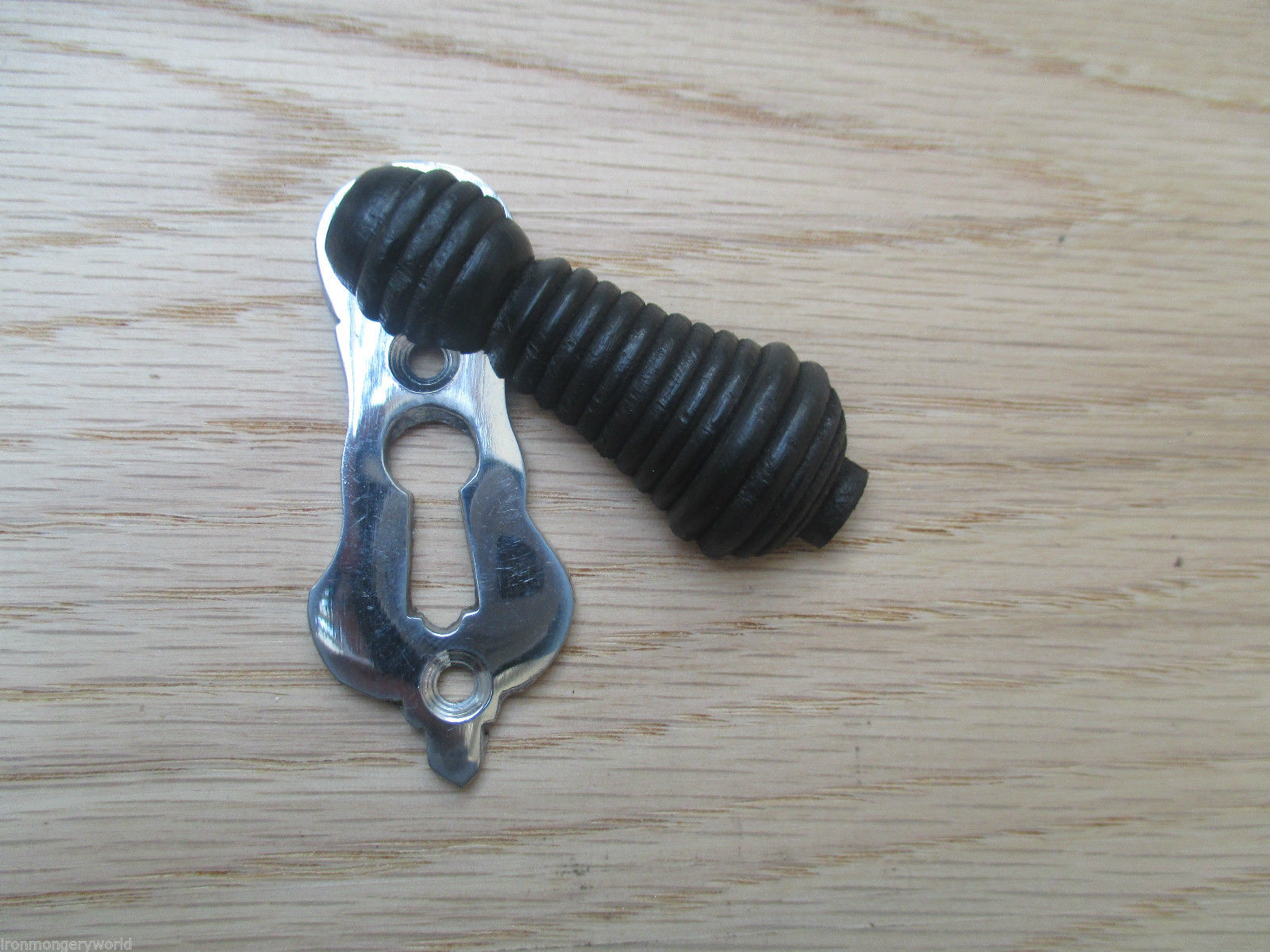 Beehive Wooden Escutcheon Black & Chrome.