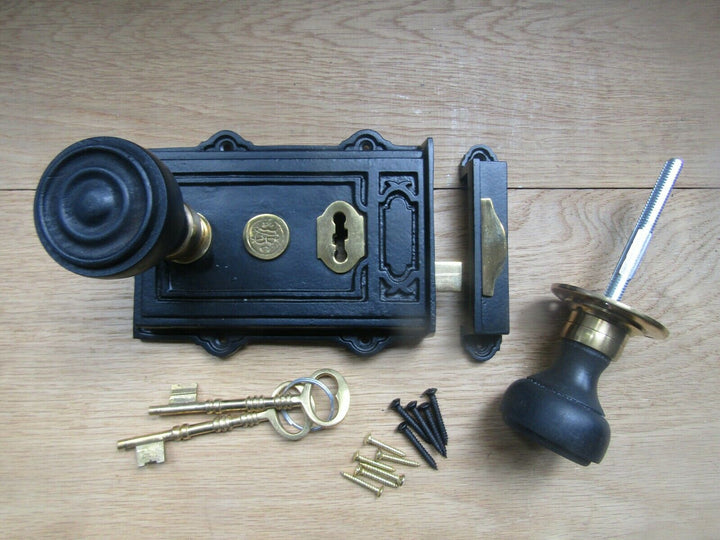 Black Antique Davenport & Bun Rimmed Black & Brass Set.