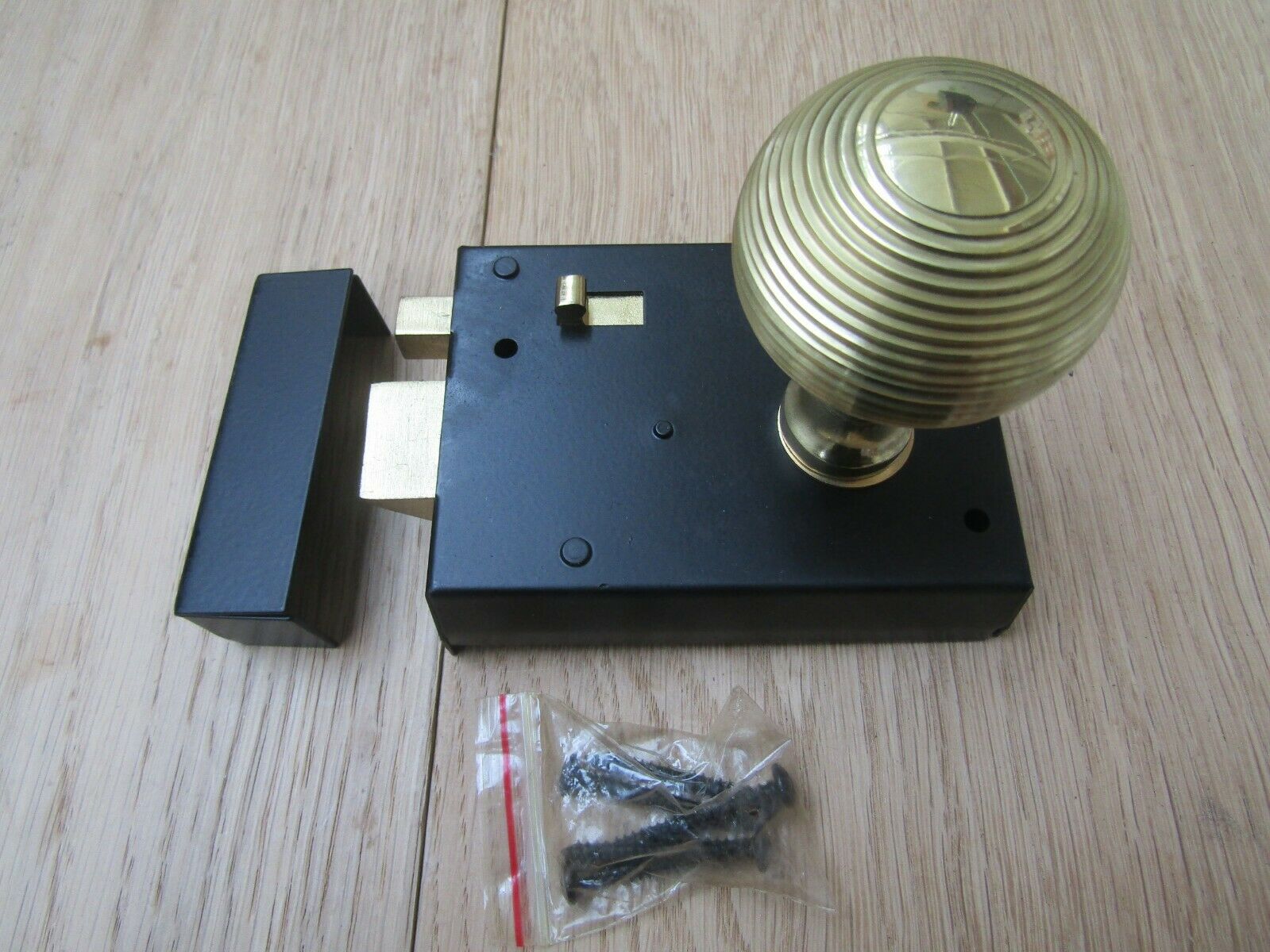 4inch Rim Latch Black & Reeded Rim Brass Set.