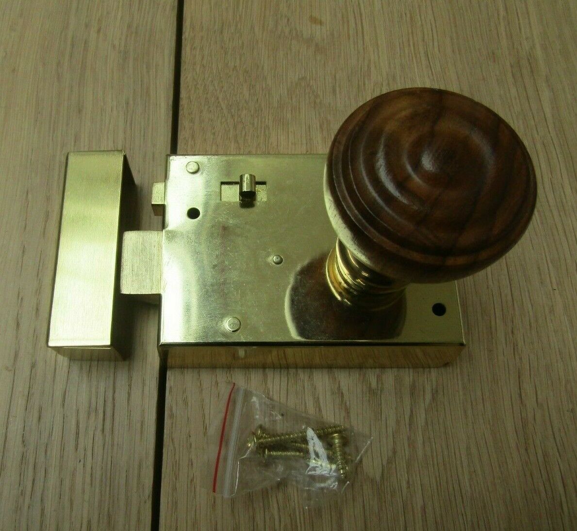 4inch Rim Latch Brass & Bun Rimmed Teak + Brass Set.