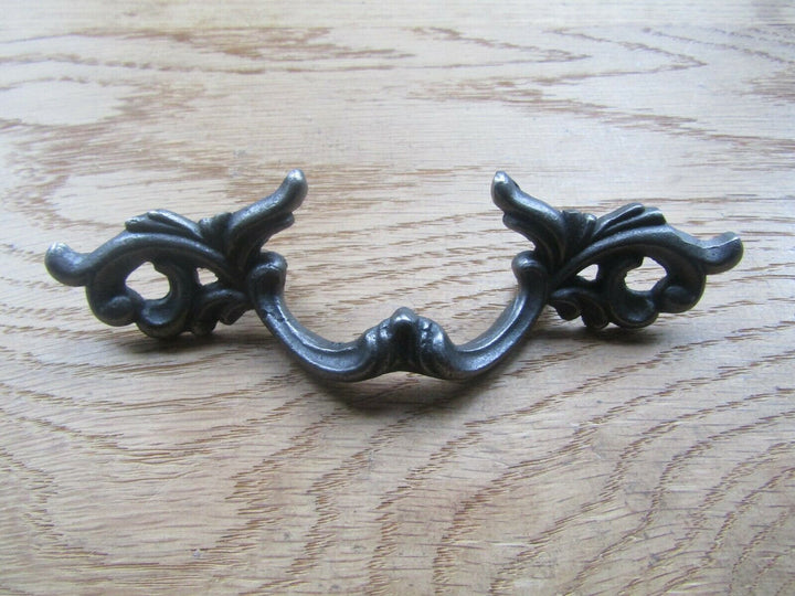 Decorative French Leaf Cabinet Pull Handle.