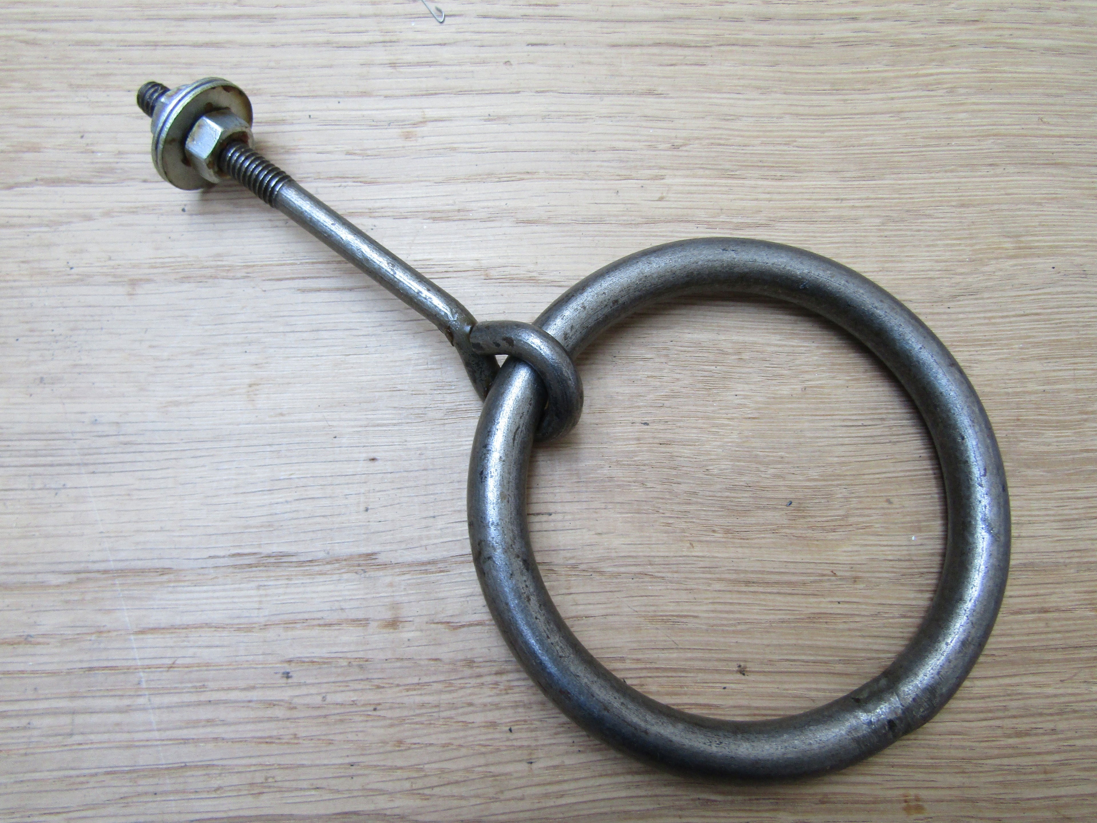 Ring Pull bed shackle Antique Iron Small.
