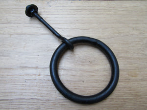 Ring Pull bed shackle Black Small.