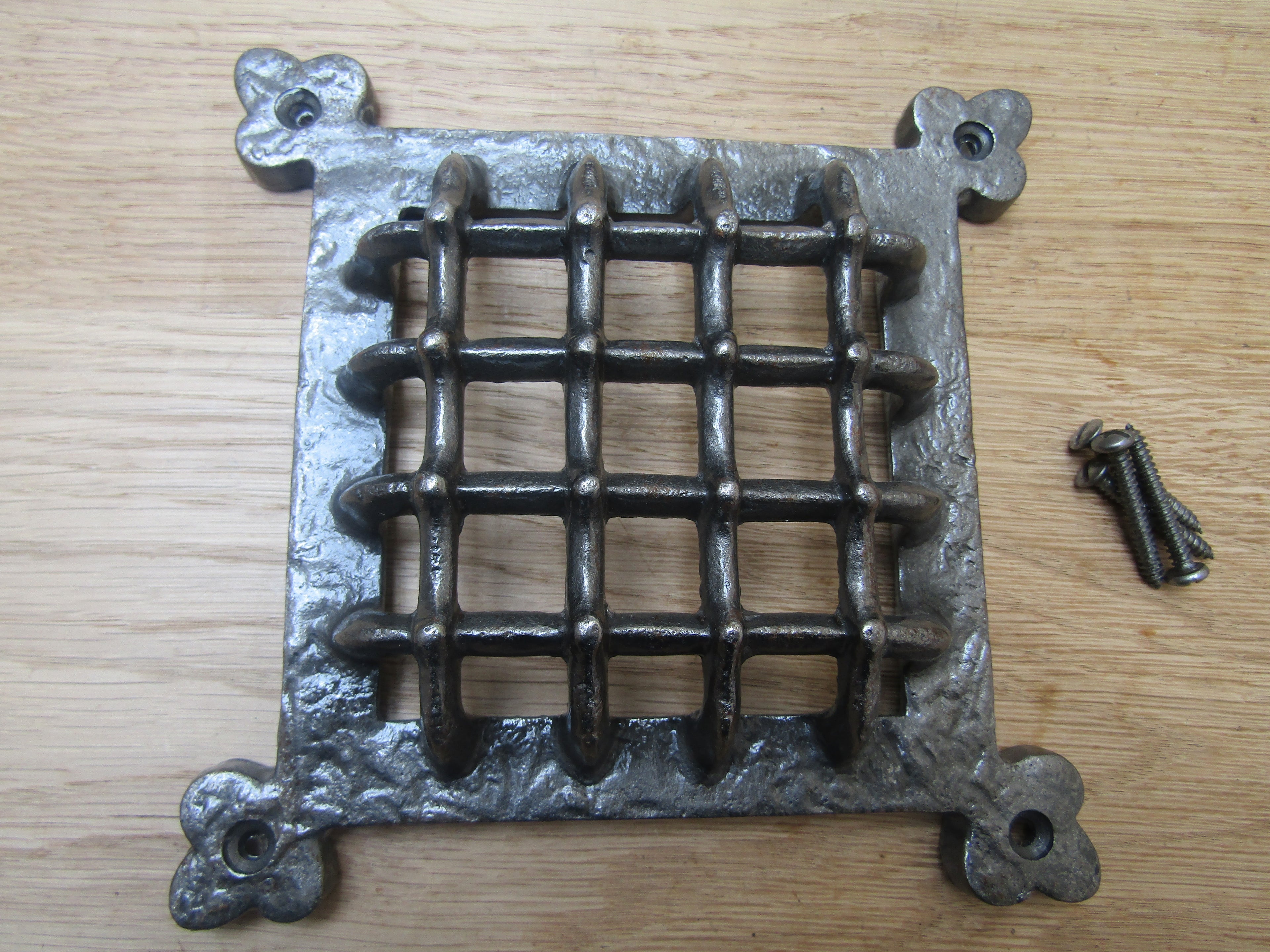 6inch Gothic Medieval Grille Cover Antique Iron.
