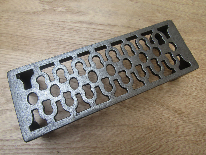 9inch x 3inch Air Brick Antique Iron.