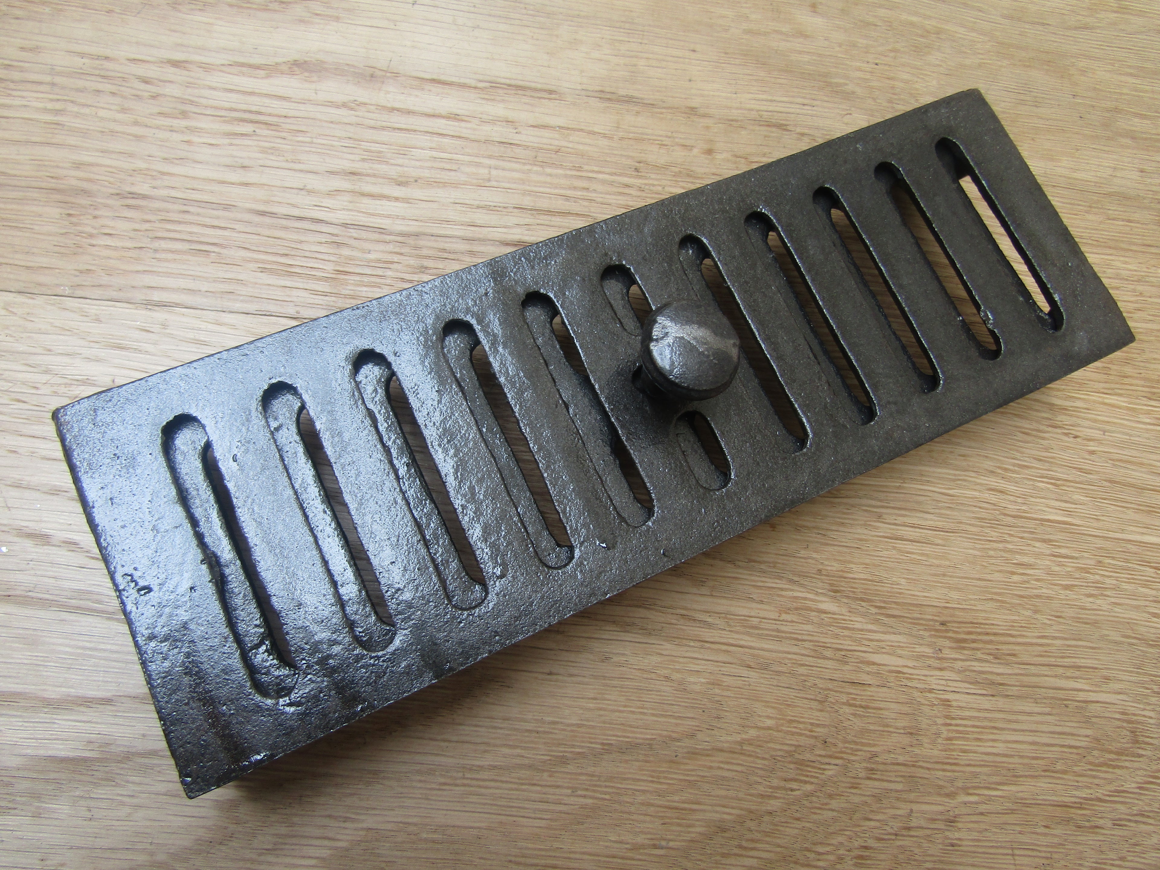 9inch x 3inch Sliding Vent Antique Iron.