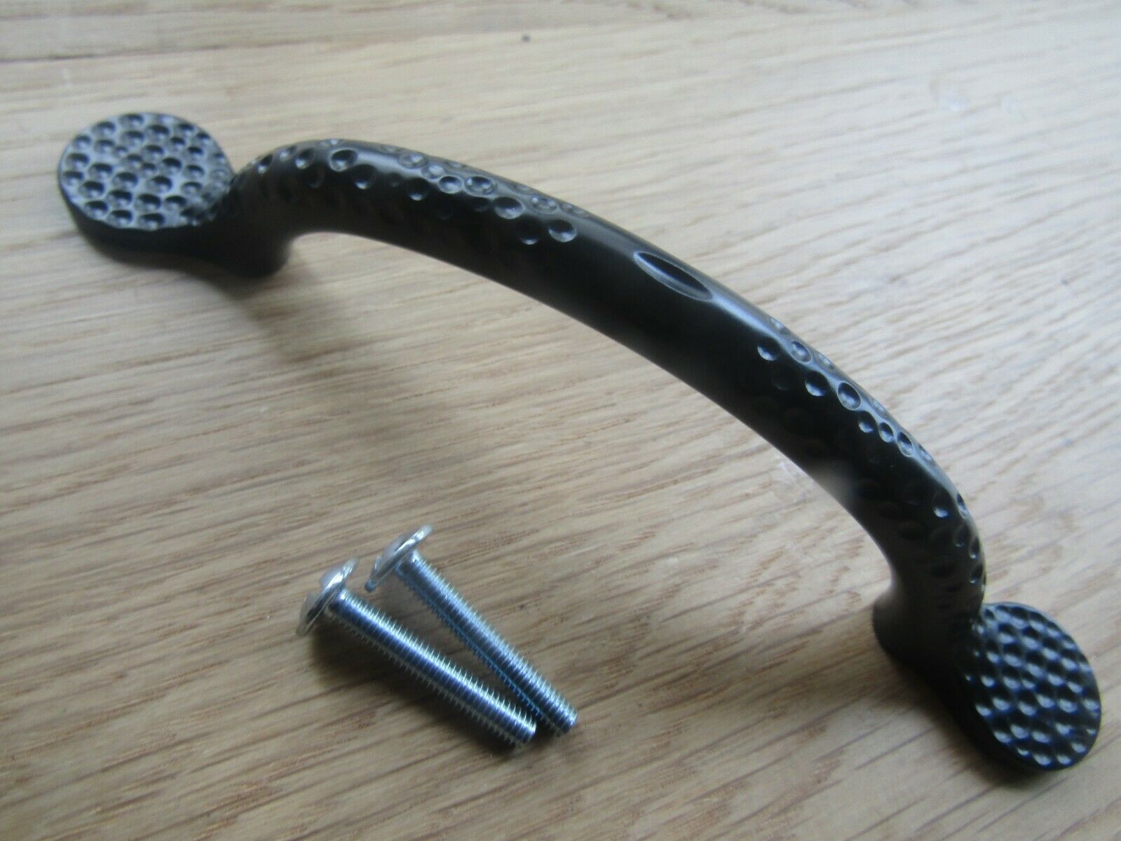 St.Ives Black Antique Hammered D Handle Rear Fix.
