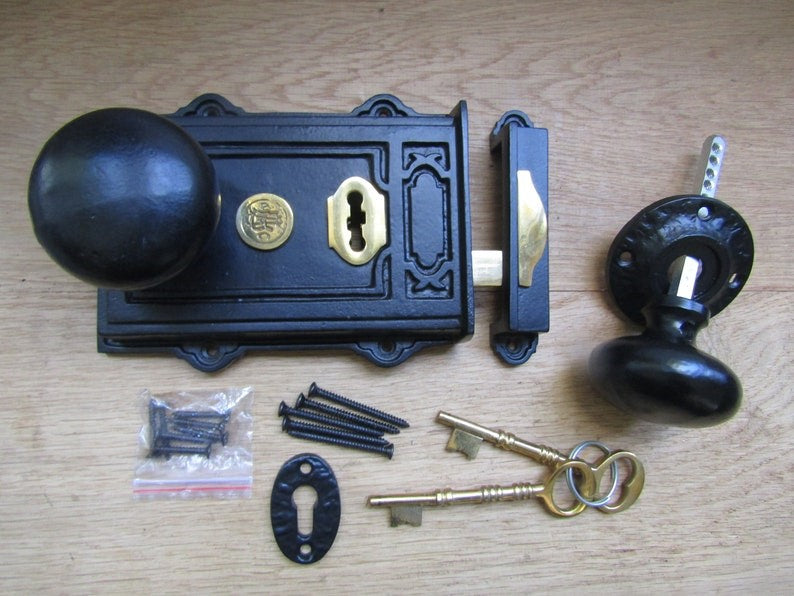 Davenport Lock with Black Antique Mushroom Knob.