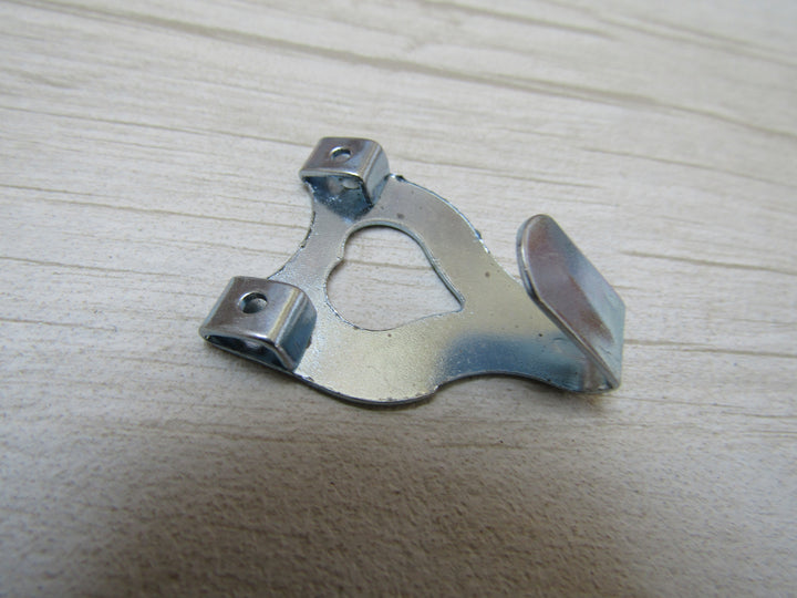 Pack of 10 Double Picture Hooks Silver.