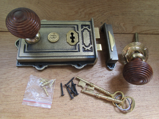Cast Iron Davenport Rim Lock Antique Brass & Beehive Teak + Brass Set.