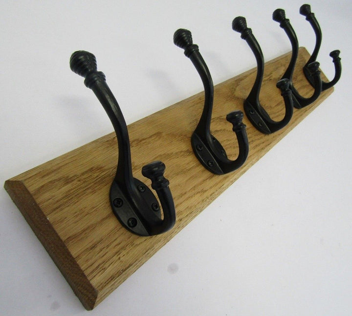 Black Antique Old English Rimmed 9 Hook Coat Rail 98cm.