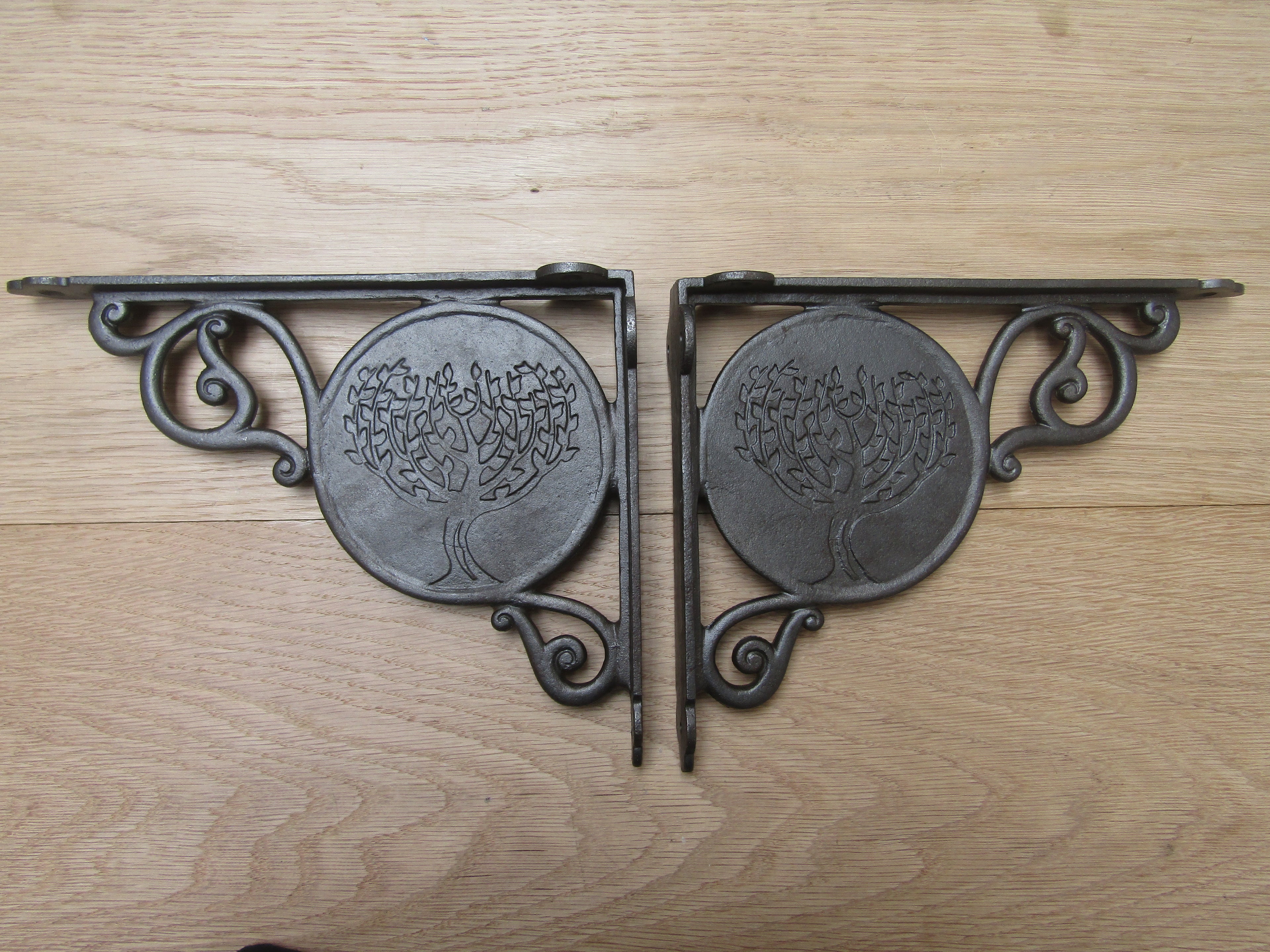 Pair Of 9inch Fever Tree Shelf Brackets Antique Iron.