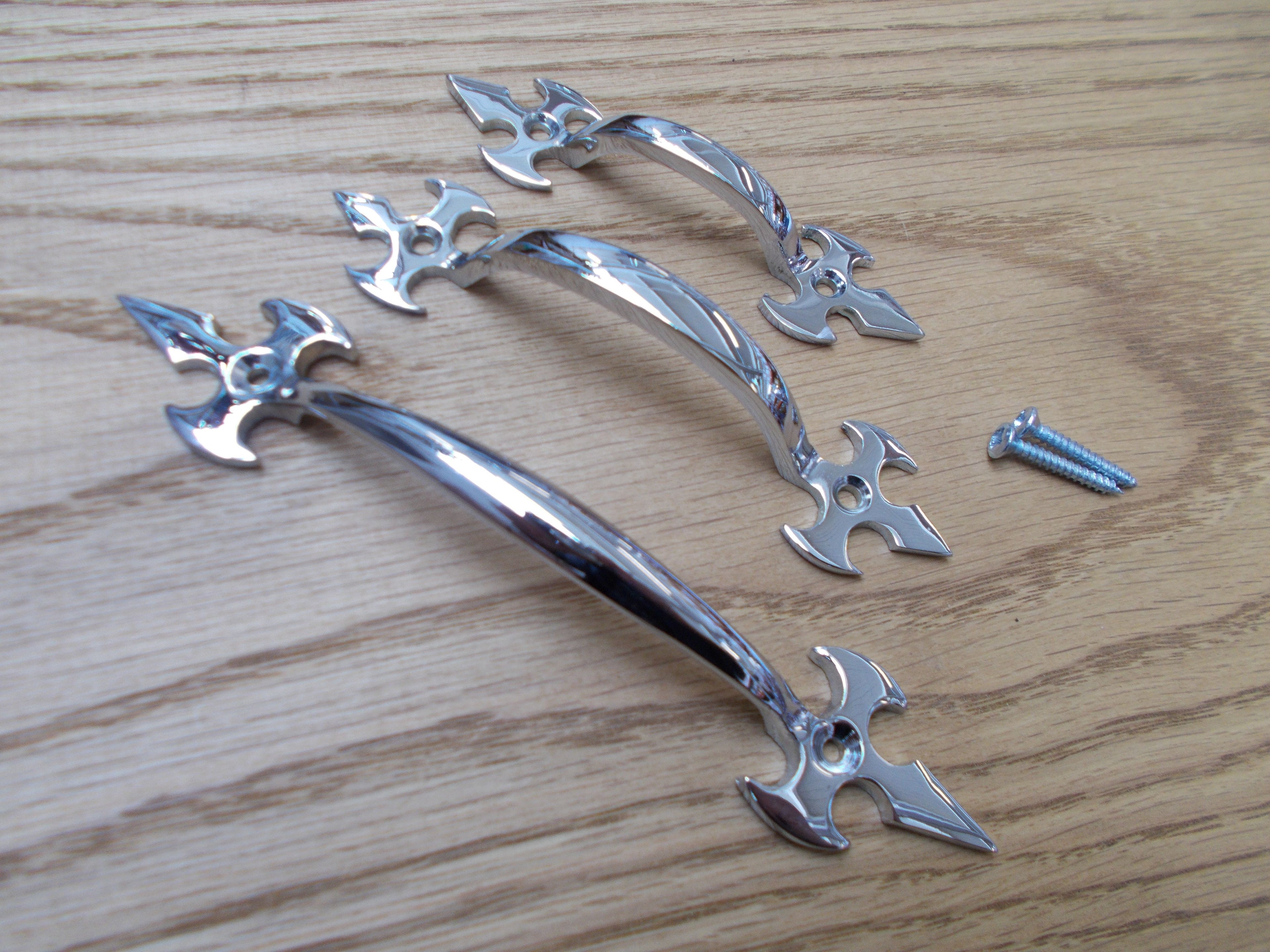 Fleur De Lys Cabinet Pull Handle Polished Chrome 6.5inch.