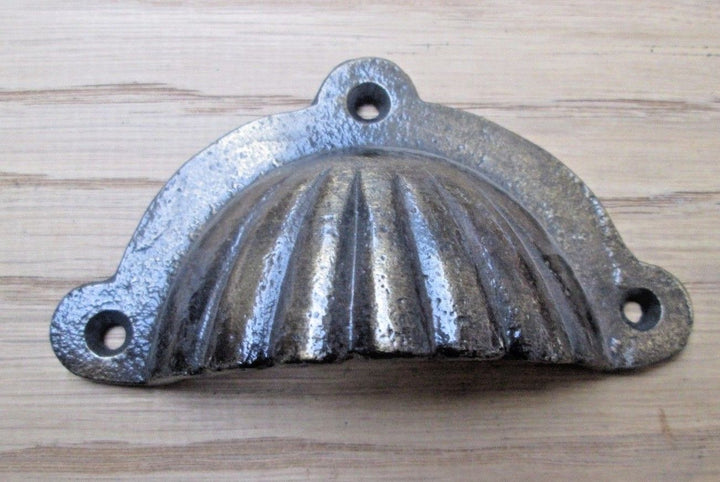 Fluted With Lugs Cup Pull Handle Antique Brass.