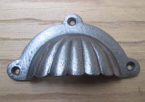 Fluted With Lugs Cup Pull Handle Antique Iron.