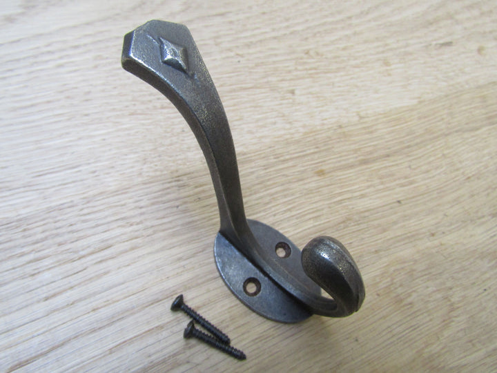 Pack Of 5 Gothic Coat Hooks.