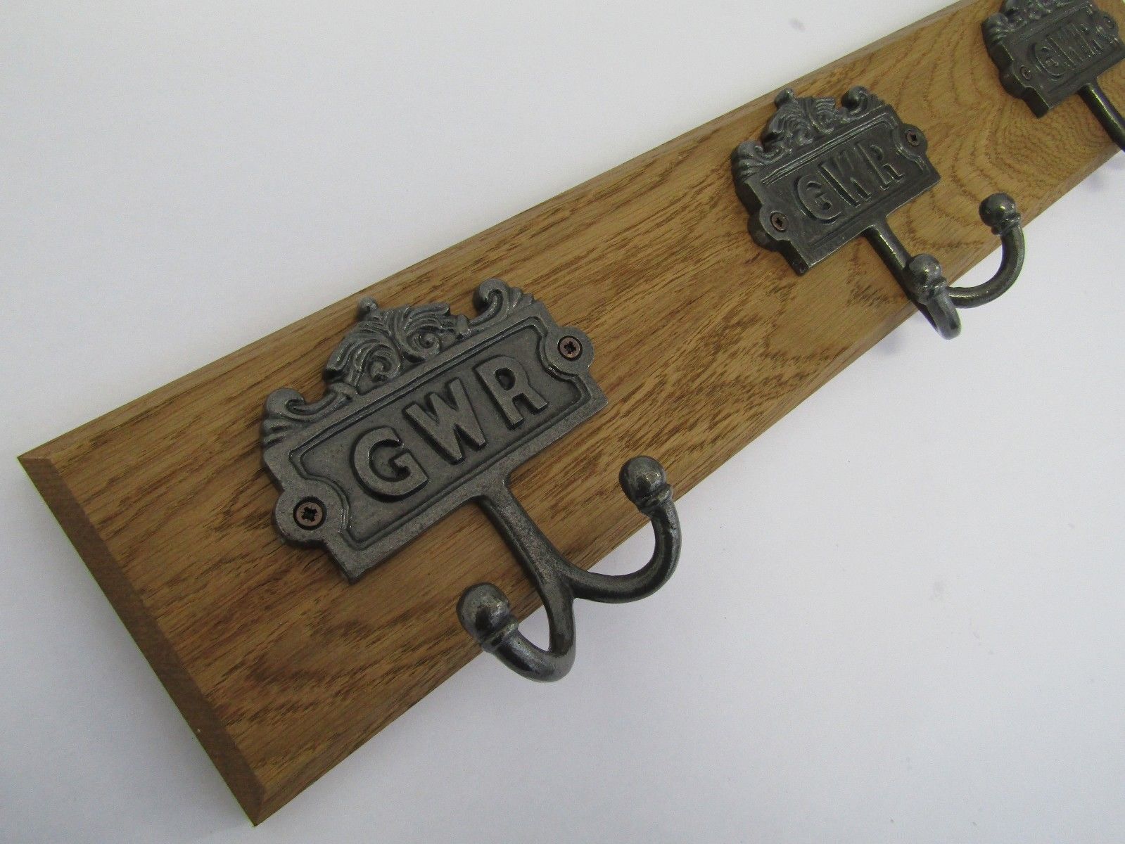 GWR Double Robe 5 Hook Coat Rail 78cm.